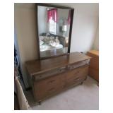 bassett 3 pc bedroom suit
