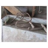 4 hay hooks & items