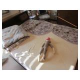 rugs,comforter & monkey