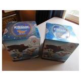 2 full kleenex boxes
