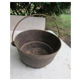 unmarked cast iron pot