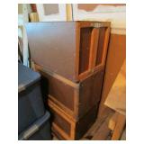 3 folding containers
