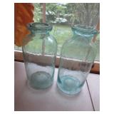 2 half gallon wax sealer jars & 2 canning jars