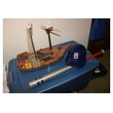 toy ship & ballbat,helmet