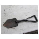 trench shovel
