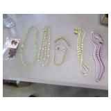 costume necklaces & earrings