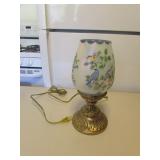 fenton hand painted bird lamp (works)