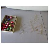 small plastic christmas tree w/bulbs