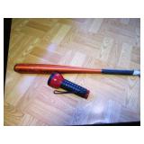 flashlight & ballbat (works)