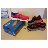 2 pairs of like new size 8 ladys shoes