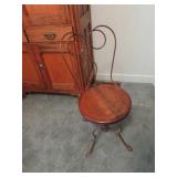 antique spin around chair
