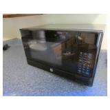 GE microwave (works)