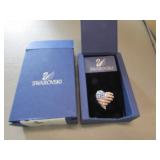 slarovski heart pin w/box