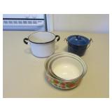enamel pan,granite pot & strawberry bowl set