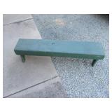 green stool