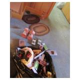2 smaller rugs,decorations & items