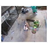 3 yard decorations & pan