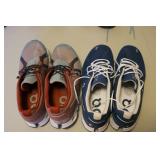 2 pairs of like new ladys shoes