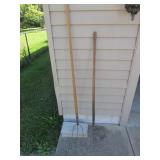 2 pitchforks