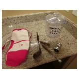 ice bucket & bar items