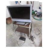 toshiba TV w/stand,remote & antennas