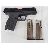 SMITH & WESSON  SD9  9mm Luger  S/N: FDV1934  Orig