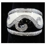 14K Onyx, White Agate & Diamond Ring