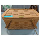 Land Rover 'The Royal Welcome' Picnic Hamper