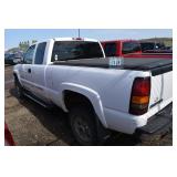 2004 GMC SIERRA 2500