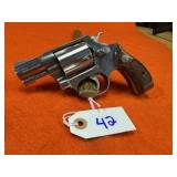 SMITH & WESSON M60-7 - REVOLVER