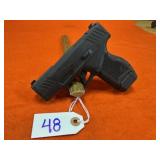 TAURUS GX4 - 9MM PISTOL