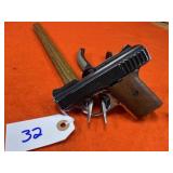 RAVEN ARMS P25 - 25 CA PISTOL