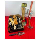 Assorted Kitchen Utensils