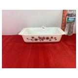 Pyrex Golden Pine Cone 2qt Casserole Dish