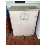 Rubbermaid Outdoor Storage