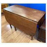 Antique Wood Dropleaf Table Antique Wood Dropleaf Table