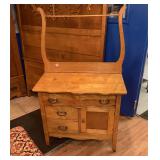 Antique Washstand Antique Washstand