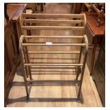 2 Quilt Racks 2 Quilt Racks