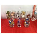 Looney Tunes, Smurfs & Horse Glasses Looney Tunes, Smurfs & Horse Glasses
