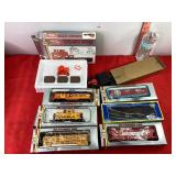 AHM Cars, Track, Operating Accessory & Transformer AHM Cars, Track, Operating Accessory & Transformer