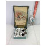 Vtg Riverdale Market Calendar & Baby Set