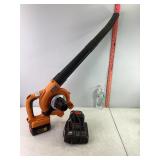 B&D 40v Blower w/2 Batts. & 1 Charger