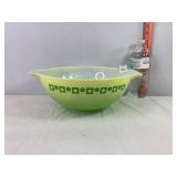 Pyrex Green Dot 4 qt Cinderella Bowl