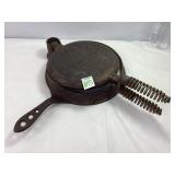 Victor #8 Cast Waffle Maker