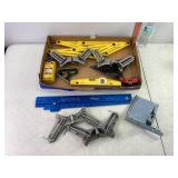 Miter Clamps, Level & Square