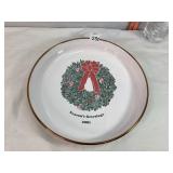 Seasons Greetings 2001 Corningware Plate