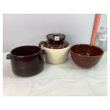 Westbend USA, Roseville & Hull Pottery