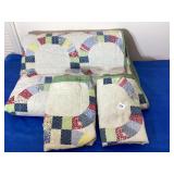 King Sz Bedspread and Shams