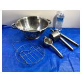 Strainer & Juicers