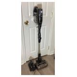 Shark Multiflex Vacuum Cleaner & 2 Batteries